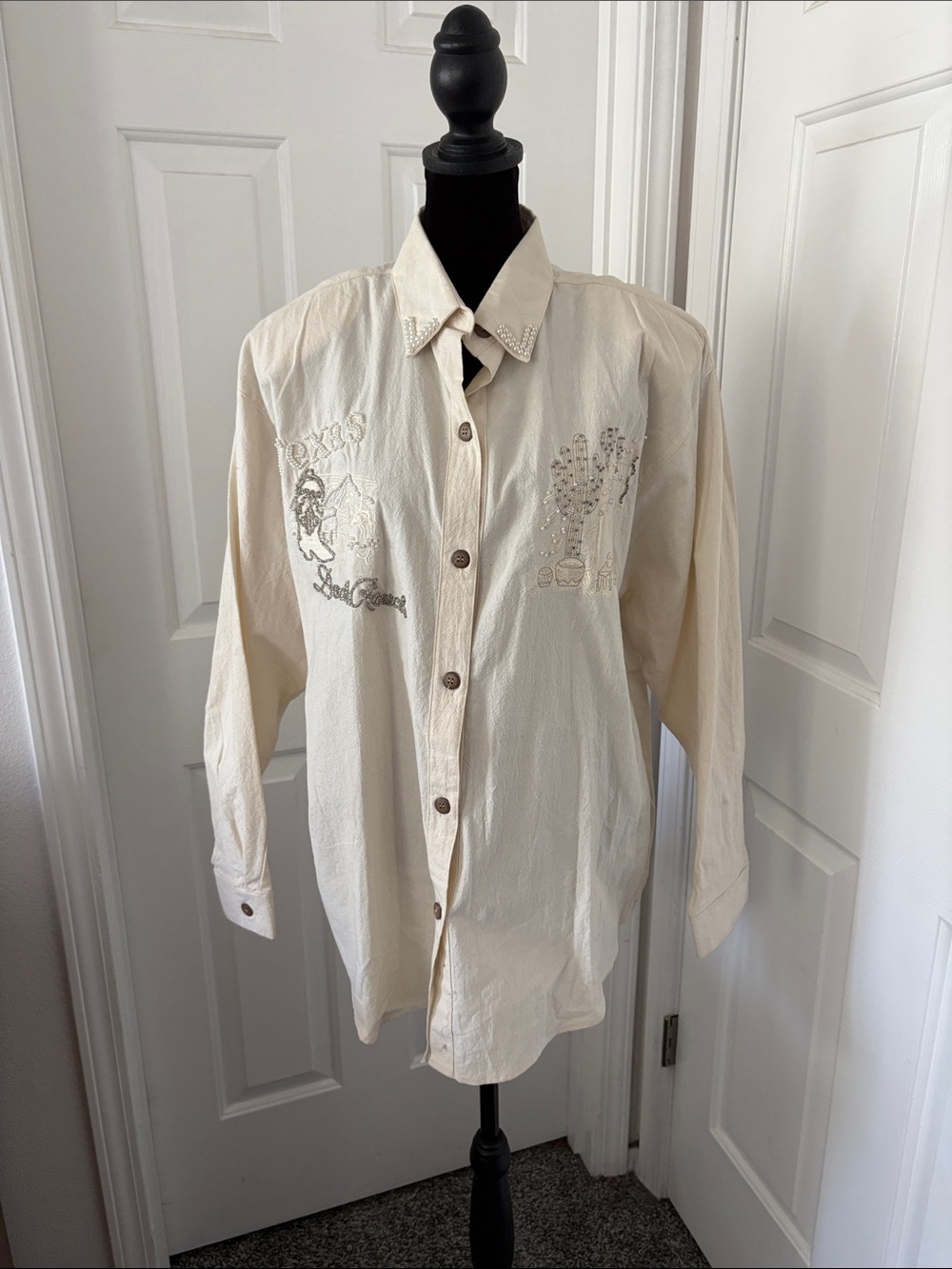 First Interview NWT Vintage Western Embellished Cream Button-Up Shirt